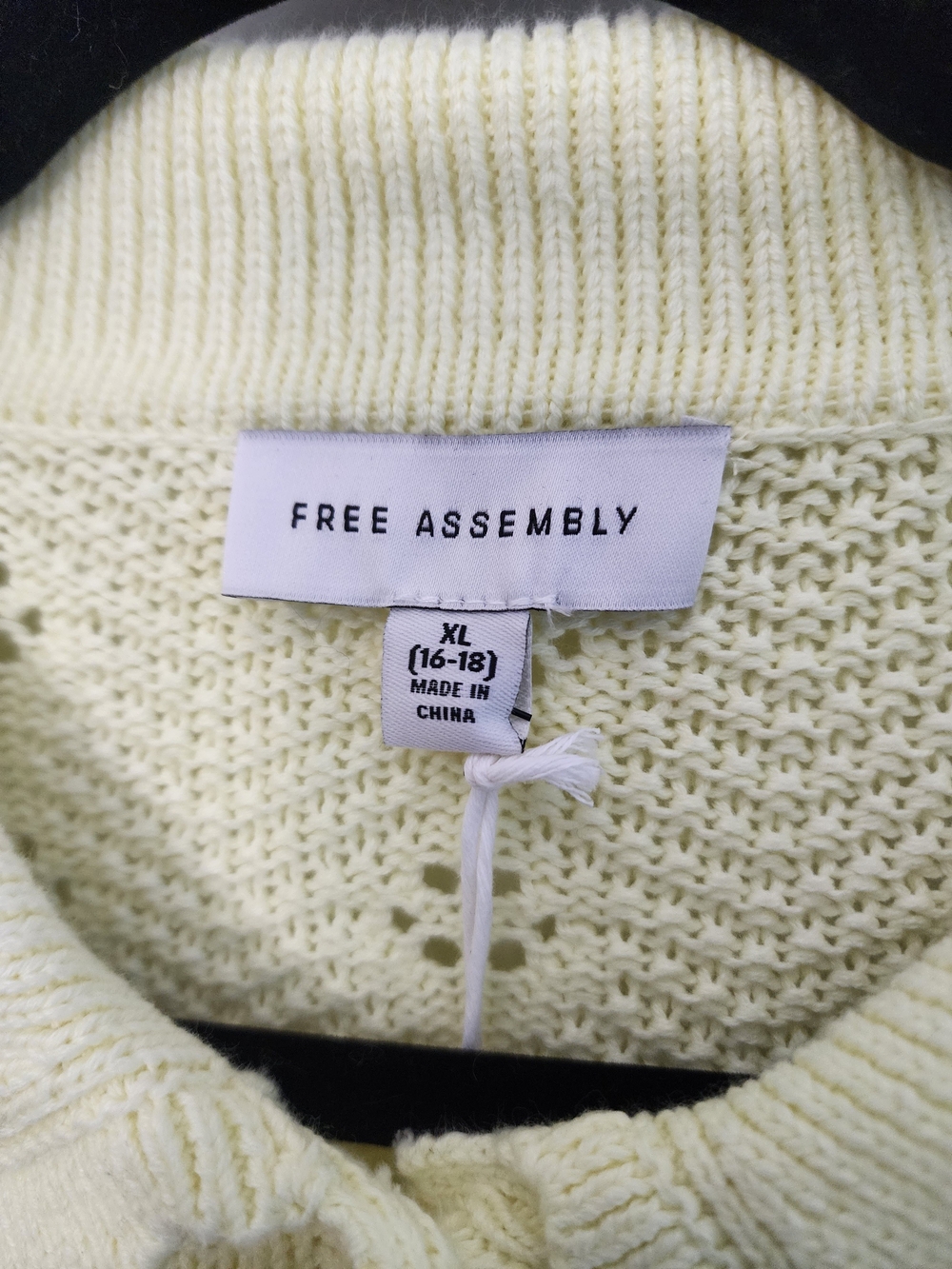 Free Assembly Butter Yellow Knit Peter Pan Collar Cardigan Sweater - Picture 5 of 7